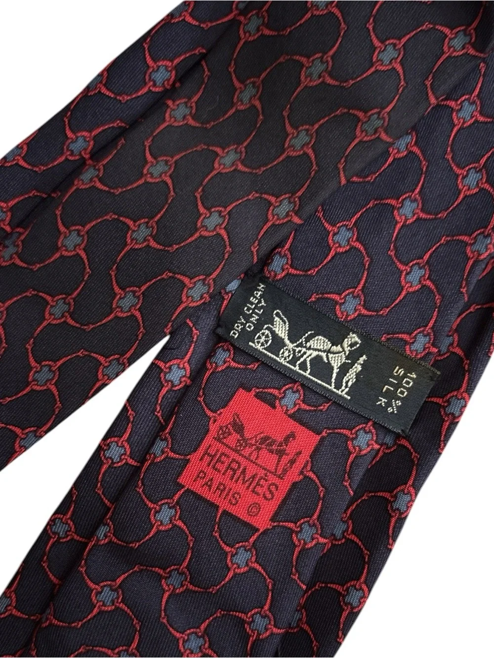HERMÈS silk tie
